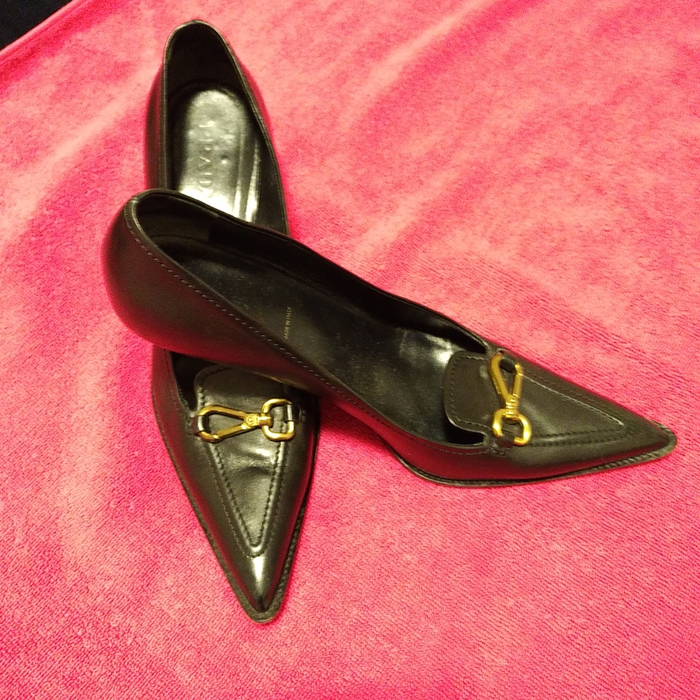 Prada - black pumps - size 39